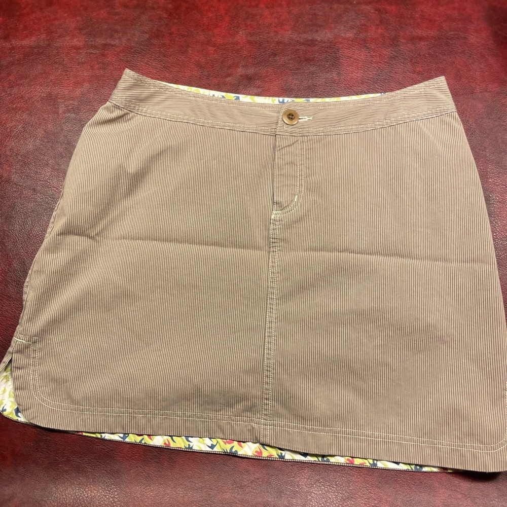 Athletic mini skirt